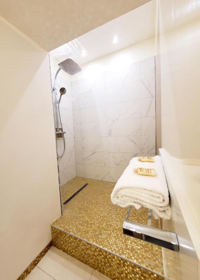 Appartement En Bord De Lac Avec Jaccuzi Publier ภายนอก รูปภาพ